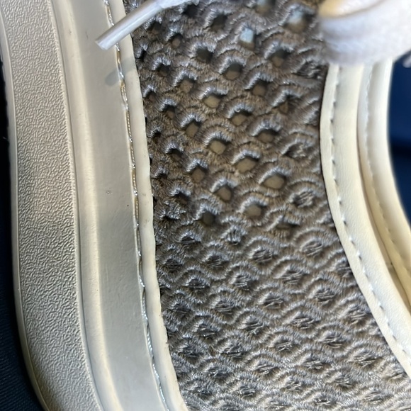 J/Slides NYC Sneakers size 7.5 gray with white edging - Picture 2 of 5